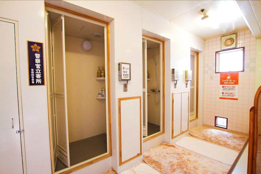 Capsule Inn Osaka - Caters To Men Dış mekan fotoğraf